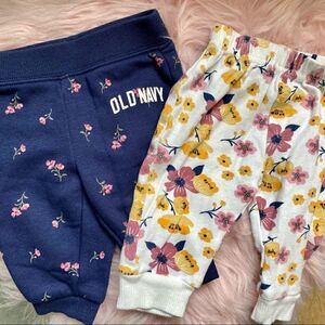 Bundle (2) Baby Girl Sweatpants 0-3 Month